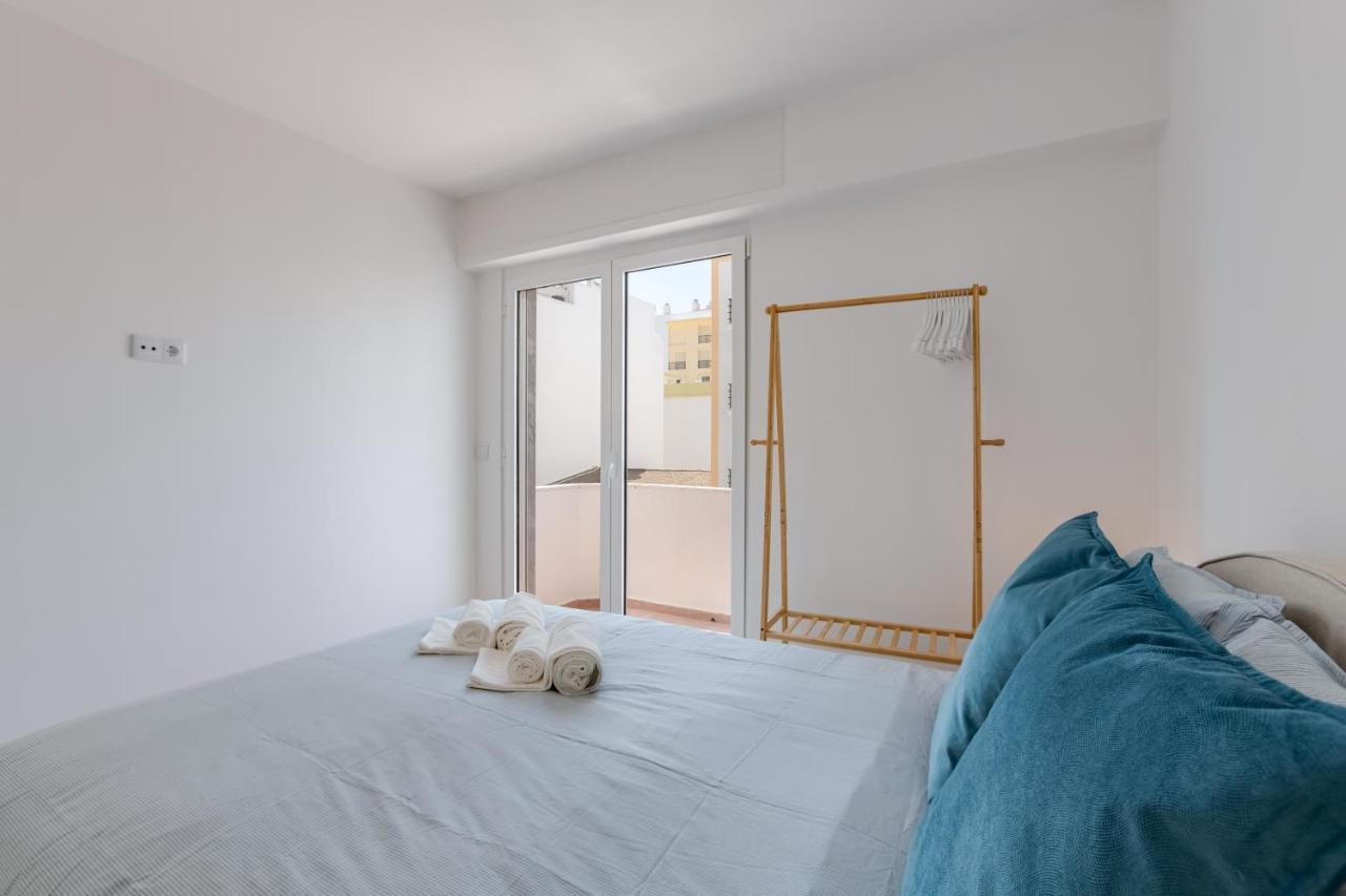 Apartmán T2 Rosa Dos Ventos, A/C & Terrace - Casas & Papeis Armação de Pêra Exteriér fotografie