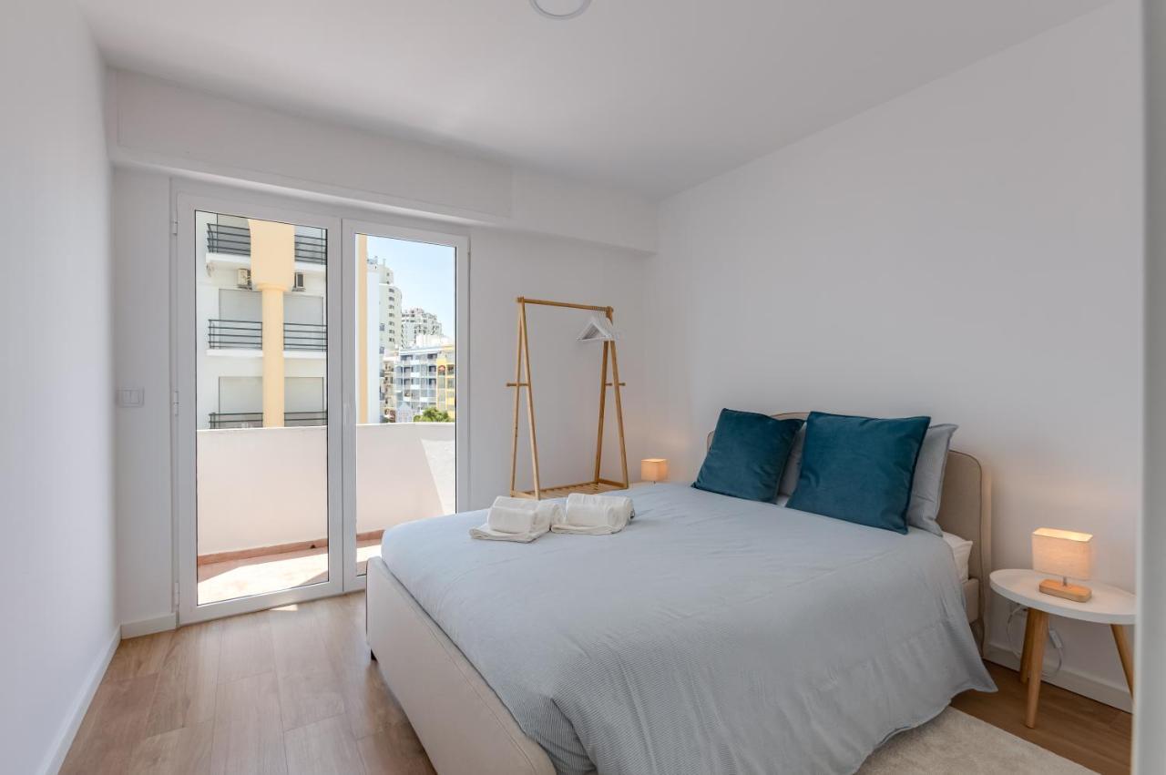 Apartmán T2 Rosa Dos Ventos, A/C & Terrace - Casas & Papeis Armação de Pêra Exteriér fotografie