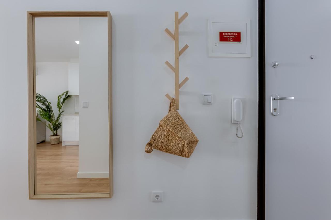 Apartmán T2 Rosa Dos Ventos, A/C & Terrace - Casas & Papeis Armação de Pêra Exteriér fotografie