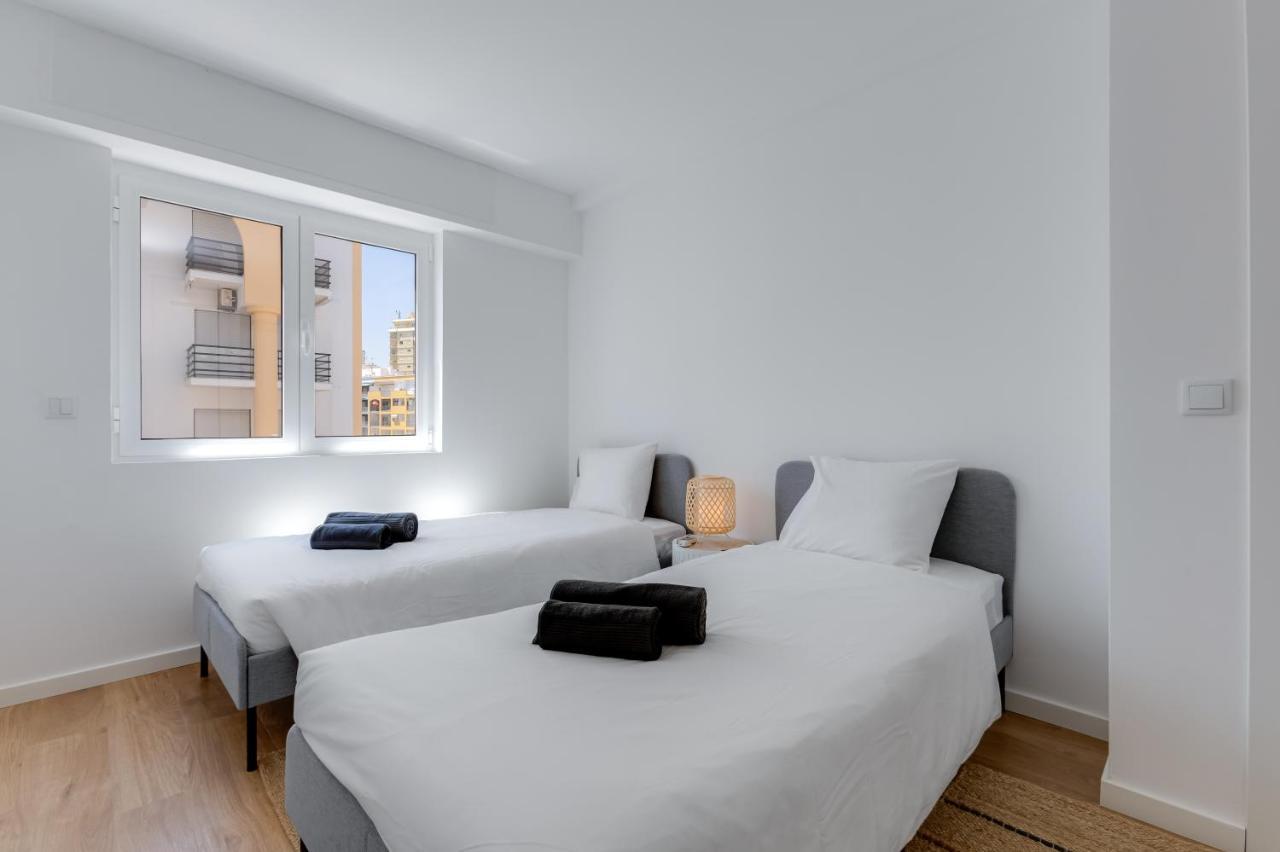 Apartmán T2 Rosa Dos Ventos, A/C & Terrace - Casas & Papeis Armação de Pêra Exteriér fotografie