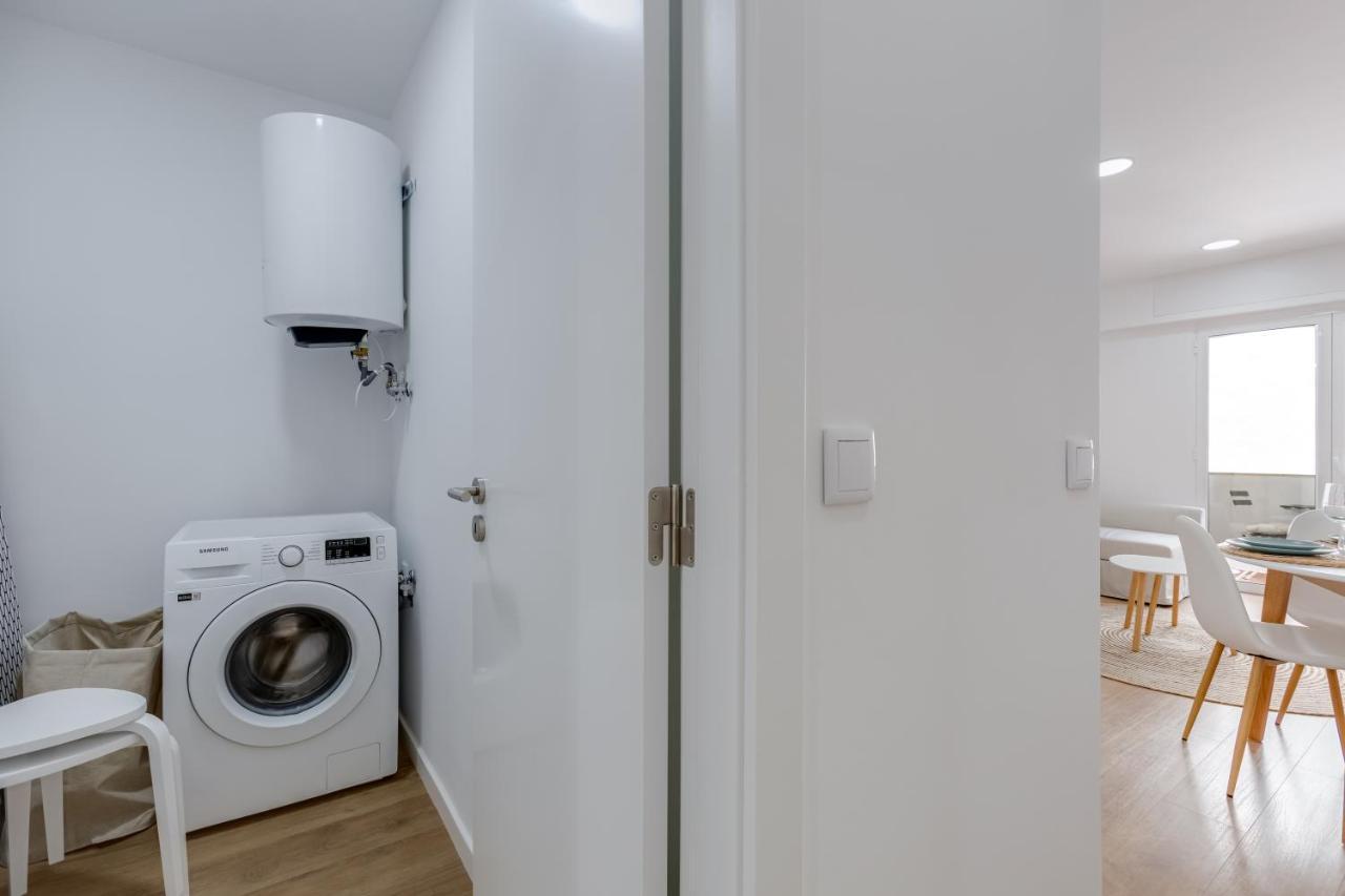 Apartmán T2 Rosa Dos Ventos, A/C & Terrace - Casas & Papeis Armação de Pêra Exteriér fotografie