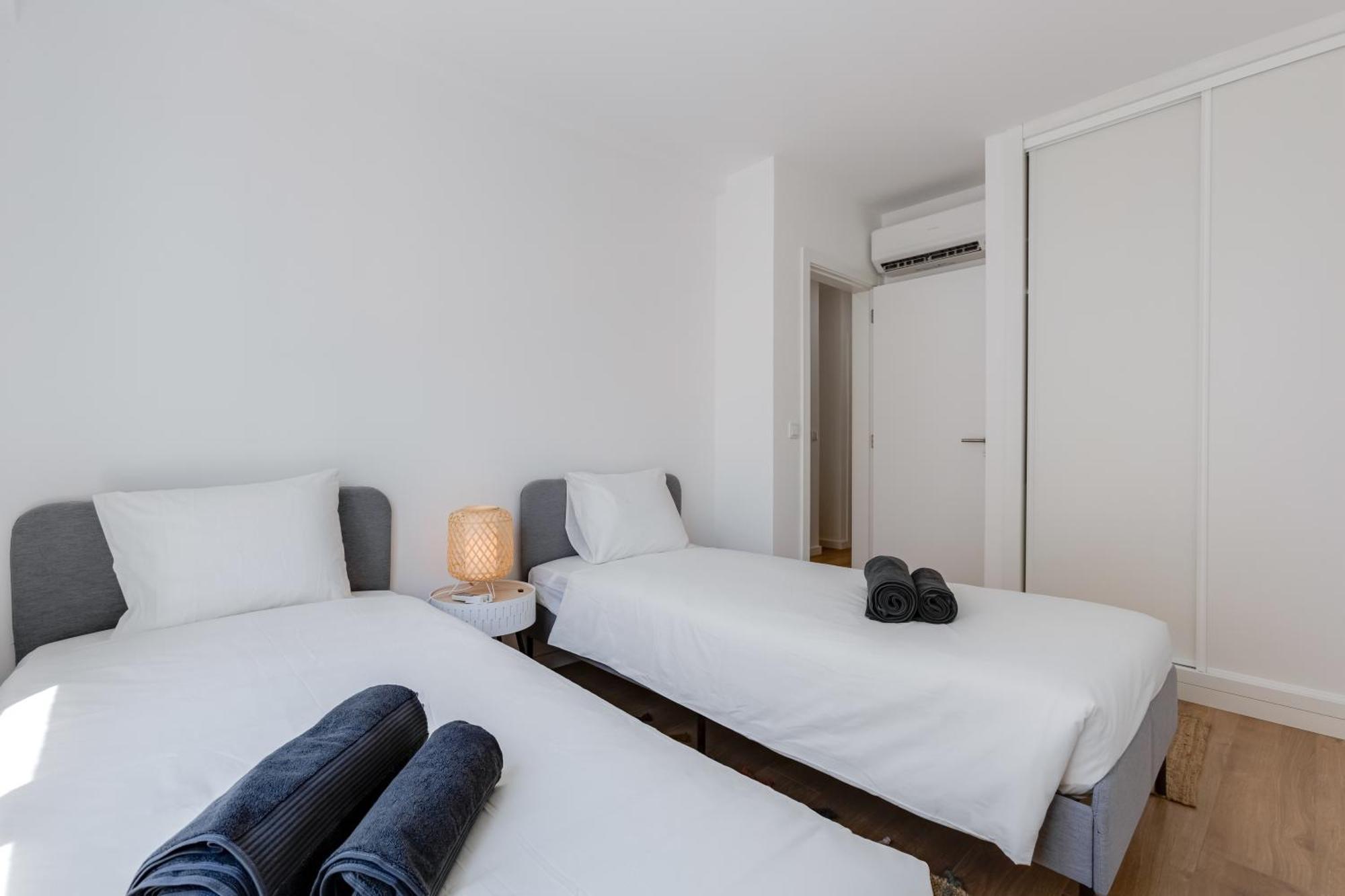 Apartmán T2 Rosa Dos Ventos, A/C & Terrace - Casas & Papeis Armação de Pêra Exteriér fotografie