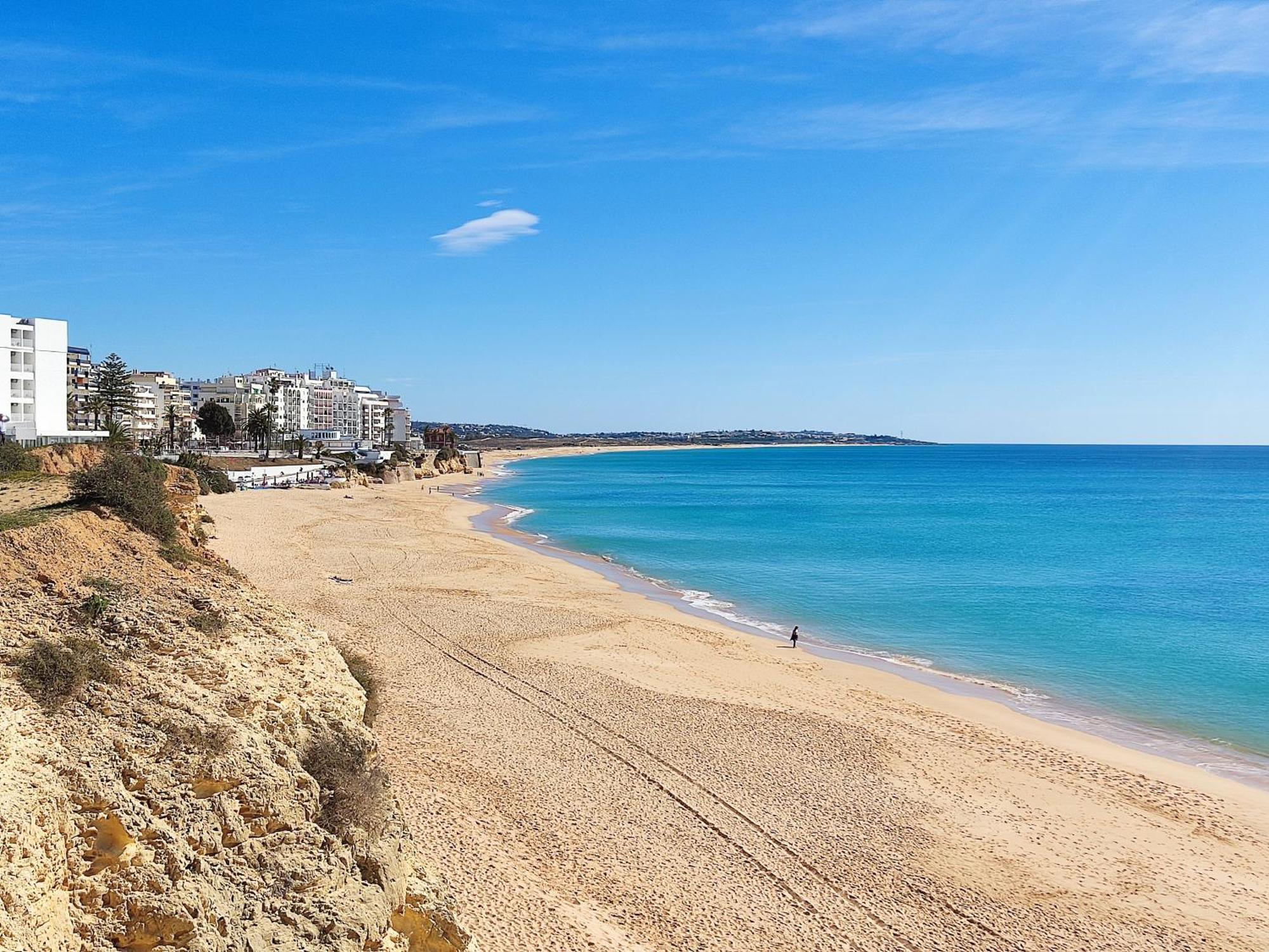 Apartmán T2 Rosa Dos Ventos, A/C & Terrace - Casas & Papeis Armação de Pêra Exteriér fotografie